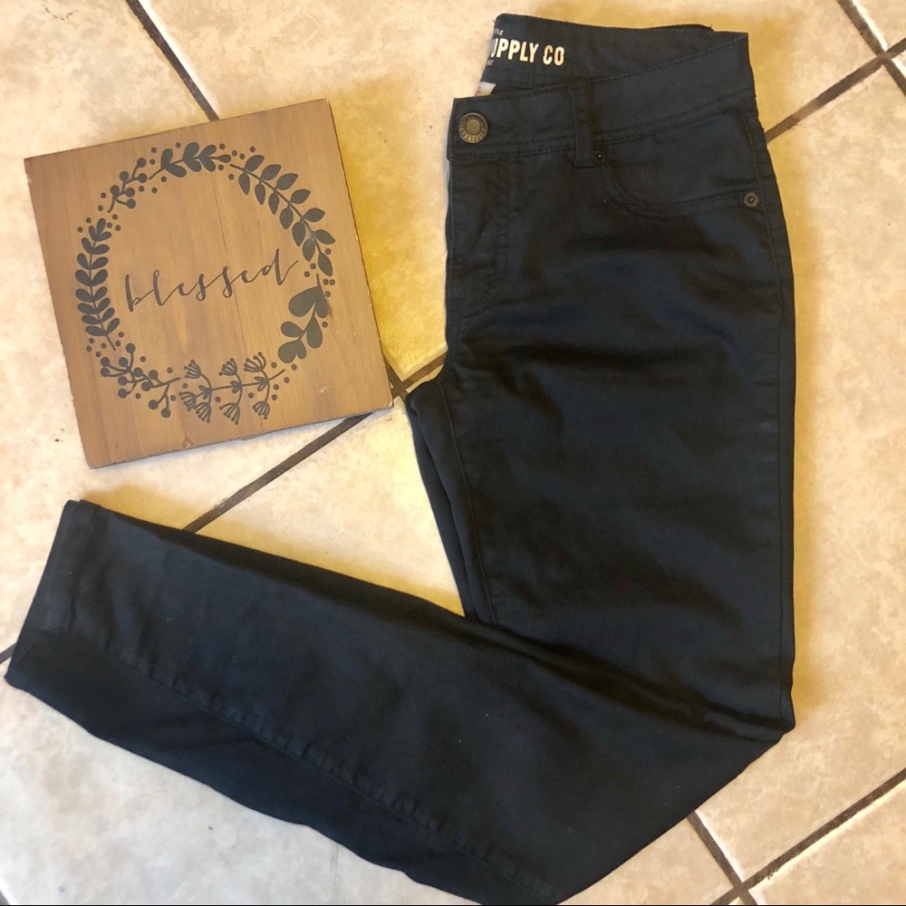 SALE 3/$25 Mossimo Supply Co. Pants
